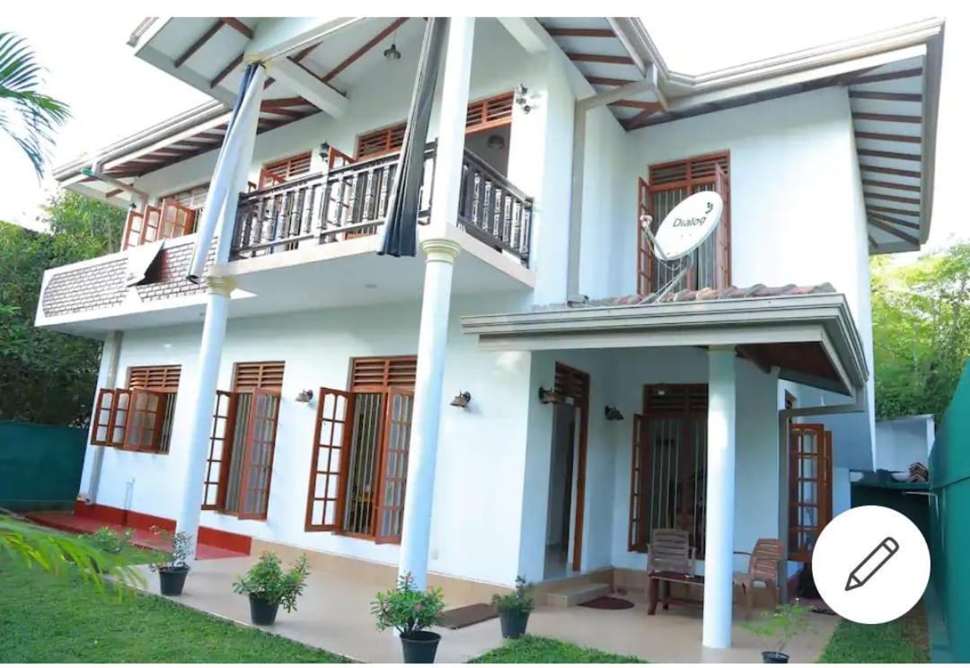Sanasuma Villa เบนโตตา ภายนอก รูปภาพ
